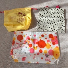 トートバッグ　巾着袋の画像