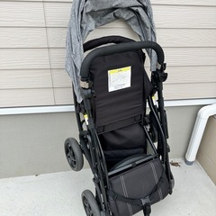 2人乗りベビーカーの画像