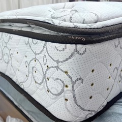 SERTA マットレスの画像