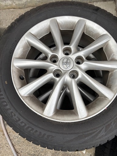 スタッドレスタイヤ