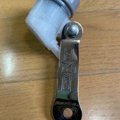 ダックス125用リアブレーキタンクステーの画像