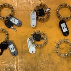 【リサイクルストアスターズ鹿大店】6連ロッカー　鍵2個付きの画像