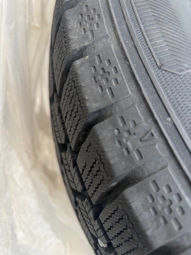 ※お取引中【1/1.1/2限定】ホイール付きスタッドレスタイヤ　グッドイヤー ICE NAVI 7 195/65R16 92Q（16イ