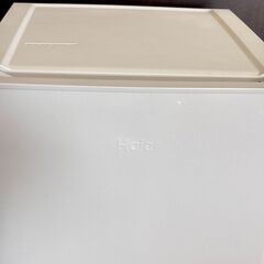 冷凍冷蔵庫　ハイアール　2017年製　121L　（冷凍室33L・冷蔵室88L）の画像