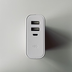 (取引中)Ankerモバイル充電器の画像