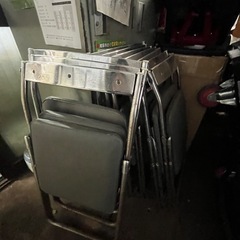 作業テーブル イス の画像