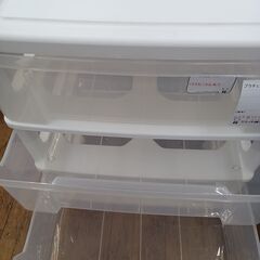 ★リユースのサカイ水戸店★  プラチェスト クリア系 H69×D50×W63 クリーニング済み MT6520の画像