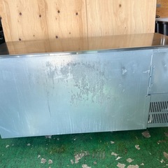 2018年 Panasonicテーブル形冷蔵庫 1500x600x800の画像