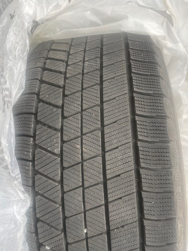 早い者勝ち ブリヂストン235 50R18