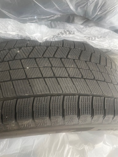早い者勝ち ブリヂストン235 50R18