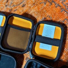 ハードディスクケース４個セットの画像