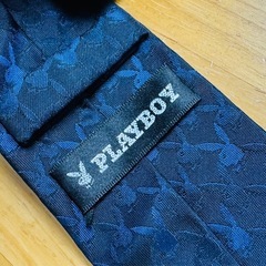 【行先なければ処分】PLAYBOYネクタイ（青）の画像