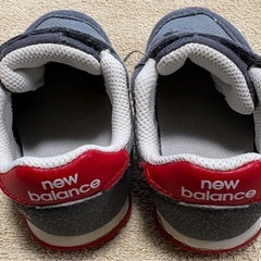 ニューバランスキッズシューズの画像