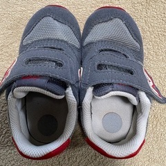 ニューバランスキッズシューズの画像