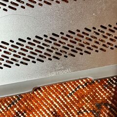 金属製ラップトップスタンドの画像