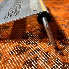 金属製ラップトップスタンドの画像