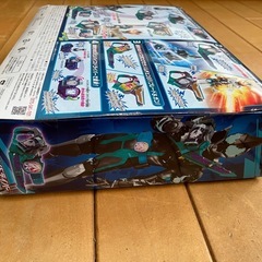 仮面ライダーリバイス 変身ベルト DXツーサイドライバーの画像