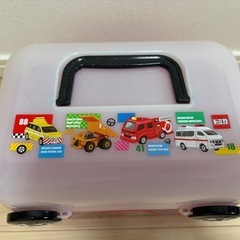 トミカ　ボックスの画像