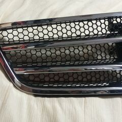 【未使用・社外】ベンツ　W204　Ｃクラス　後期　アバンギャルド　フロントグリルの画像