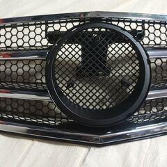 【未使用・社外】ベンツ　W204　Ｃクラス　後期　アバンギャルド　フロントグリルの画像
