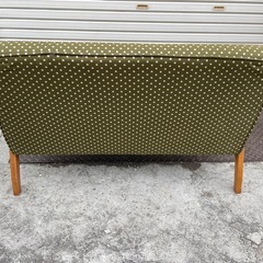 ★状態〇★ 2人掛け ソファ ロージー ドットグリーン 布張り ラブソファ 椅子 の画像