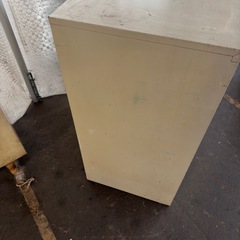 受渡し決定。6人用ロッカーの画像