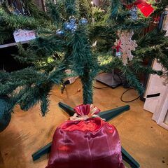 クリスマスツリー　150cm　飾り・ライト付きの画像