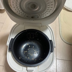 炊飯器の画像
