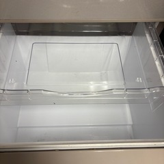 日立　3段冷蔵庫2016年製の画像