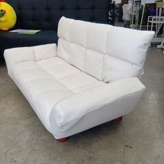 セール開催中！表示価格からさらに％OFF！（サルベージ品を除く）コンパクトローソファの画像