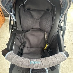 ピジョン　ベビーカーの画像