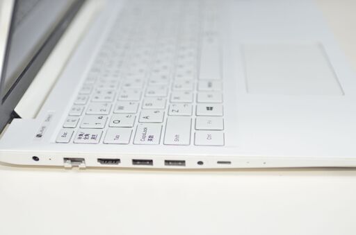 中古ノートパソコン NEC PC-GN212JFAF Windows11+office 爆速SSD256GB core i3-8145