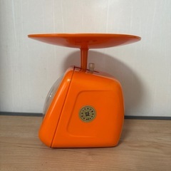 レトロ　アンティーク　はかりの画像