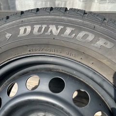 ダンロップ スタッドレスタイヤ195/65R15の画像