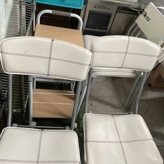 折りたたみ椅子　1個500円　在庫2個　中古の画像
