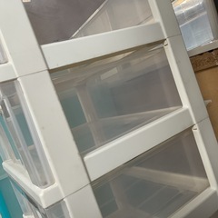 お取引き中です！天板木製衣類収納ケース　4段　⓵ 中古の画像