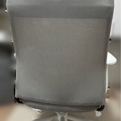 デスクチェア 使用1年未満 12/10までの画像