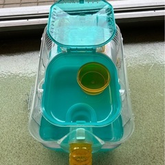 ハムスター飼育ケースの画像