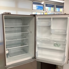 冷蔵庫 TOSHIBA ５ドア　2017年製の画像