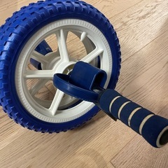 腹筋ローラーの画像