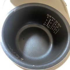 TOSHIBA 炊飯器の画像