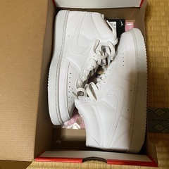 NIKE ナイキコートビジョンMIDNNの画像