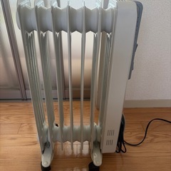 ヒーター　電気ひーたヒーター　
オイルヒーターの画像