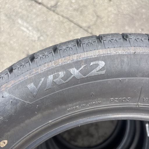 185/60R15 VRX2 スタッドレス