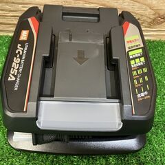 【SIW】MAX マックス TG-Z4-BC/1850A 14.4V/18V 充電式タッカー バッテリー1個、充電器付【中古動作品】の画像