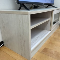 テレビ台の画像