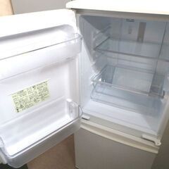 西岡店 2ドア冷蔵庫 137L 2019年製 つけかえどっちもドア シャープ SJ-D14E ホワイト SHARP 100Lクラスの画像