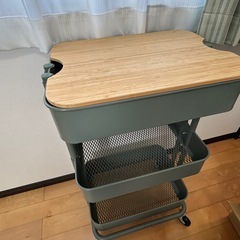 IKEA ワゴン台の画像