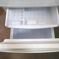 西岡店 2ドア冷蔵庫 137L 2019年製 つけかえどっちもドア シャープ SJ-D14E ホワイト SHARP 100Lクラスの画像