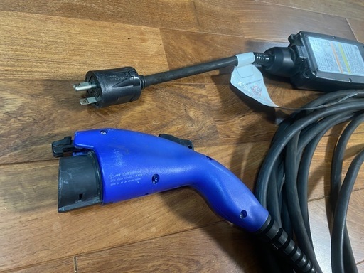 TOYOTA プリウスPHV ZVW52 電気自動車充電器１５m TOYOTA プリウスPHV ZVW52 電気自動車充電器15m